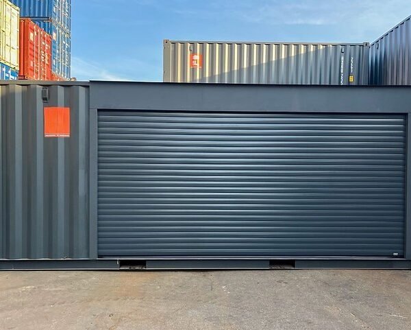 Conteneur Maritime 20 pieds Stand de Vente avec Volet Roulant IICL6